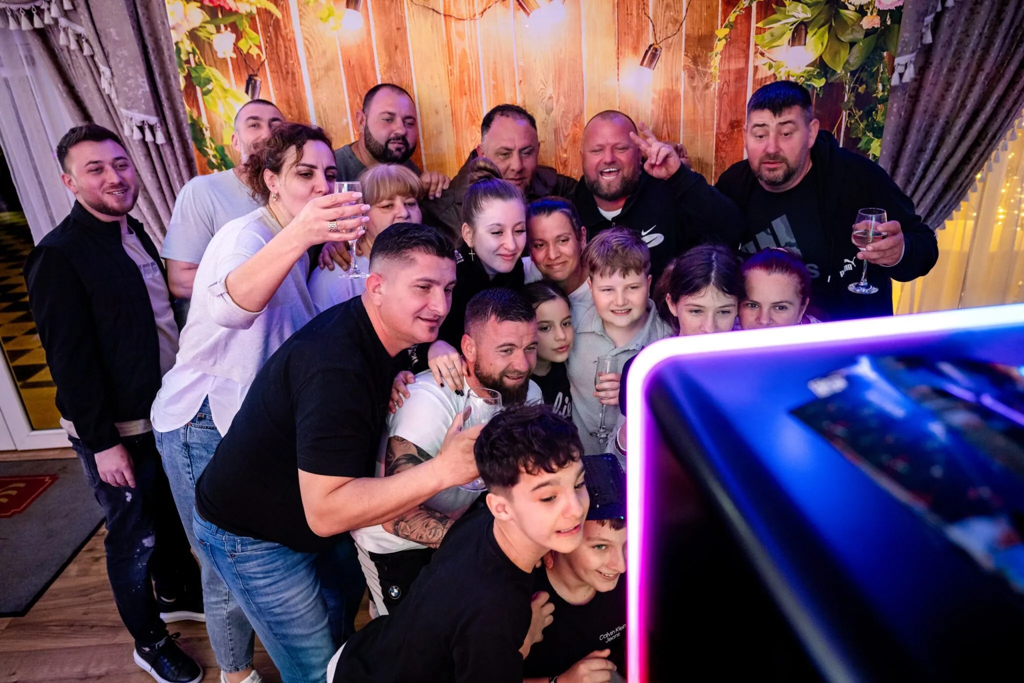 Tendințele Photo Booth pentru Evenimente Corporate în 2024